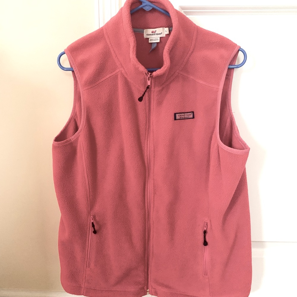 Vineyard Vines fleece vest